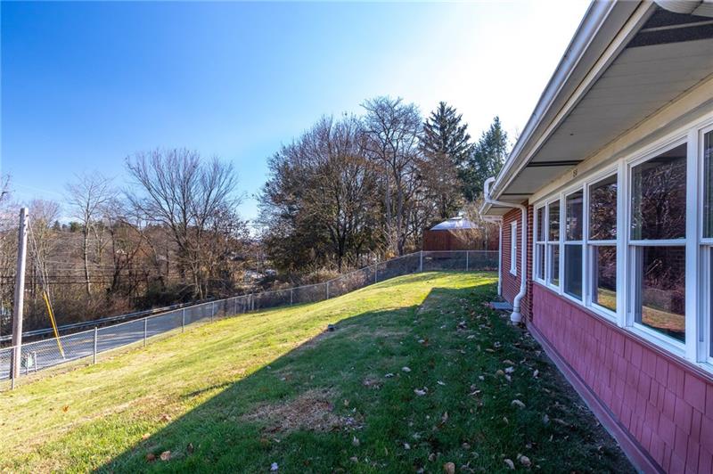 158 Ridge Road Aliquippa, PA 15001 - Photo 4 of 15 Gallery Image 4