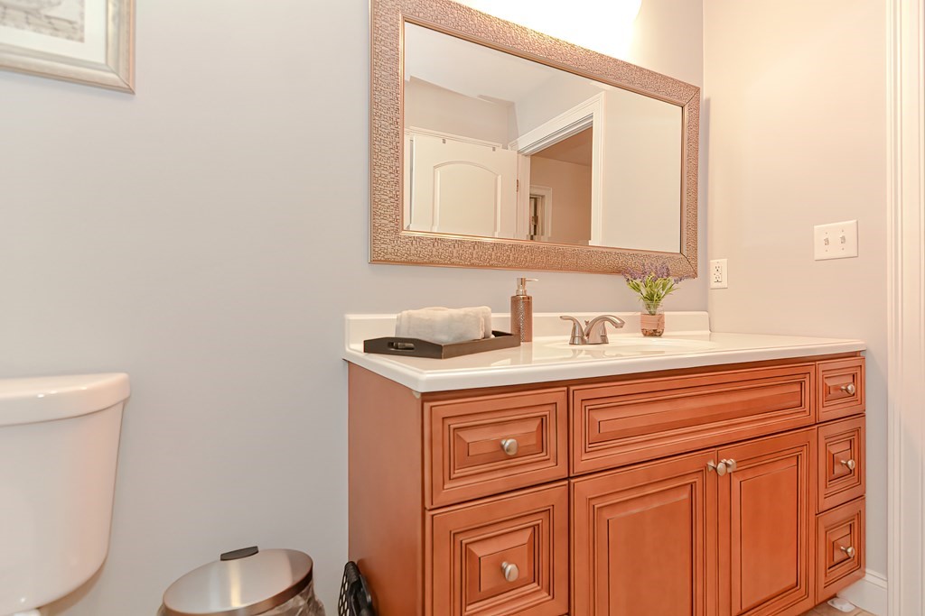 77 Westdale Road Holbrook, MA 02343 - Photo 20 of 38