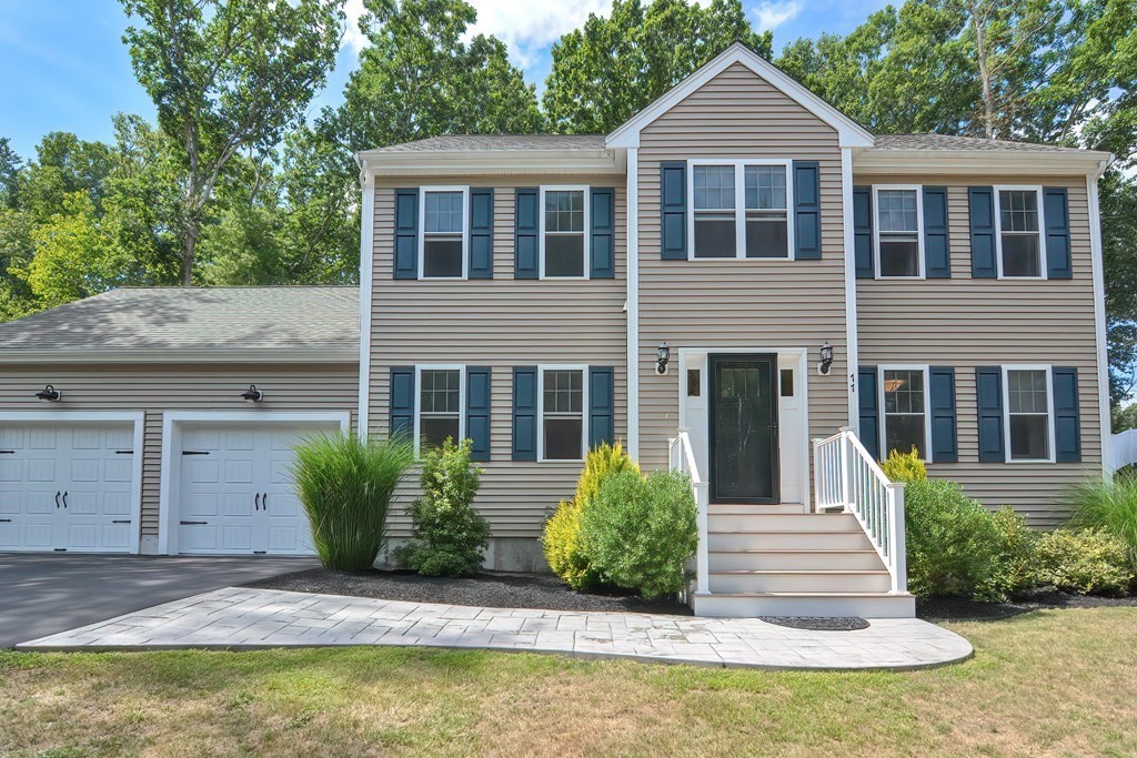 77 Westdale Road Holbrook, MA 02343 - Photo 2 of 38