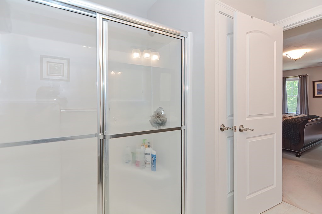 77 Westdale Road Holbrook, MA 02343 - Photo 26 of 38