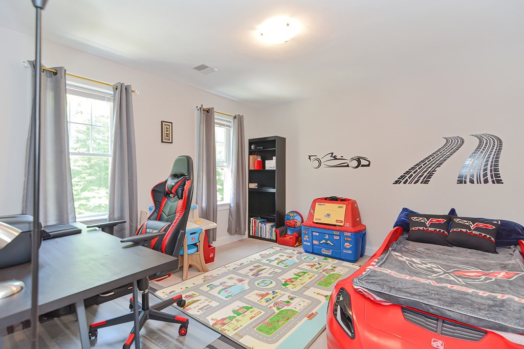 77 Westdale Road Holbrook, MA 02343 - Photo 28 of 38