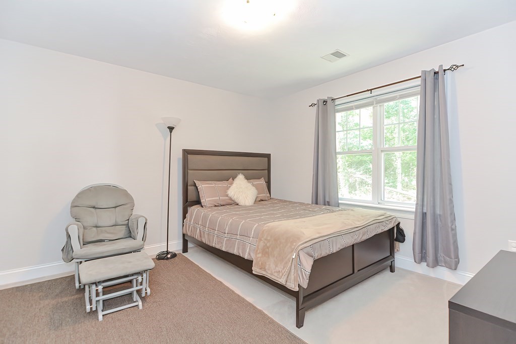 77 Westdale Road Holbrook, MA 02343 - Photo 31 of 38