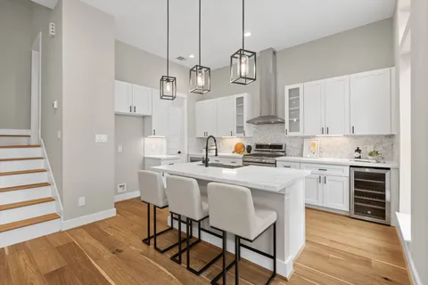 $499,900 | 1193 West 19th Street, Houston, TX 77008