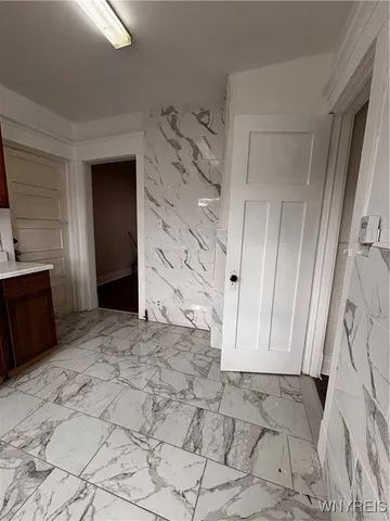 $1,400 | 432 Wohlers Avenue, Unit 1, Buffalo, NY 14208