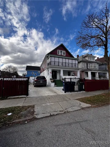 $1,400 | 432 Wohlers Avenue, Unit 1, Buffalo, NY 14208