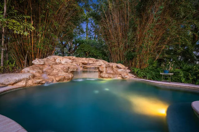 $3,999,999 | 18907 Southeast Loxahatchee River Road, Jupiter, FL 33458