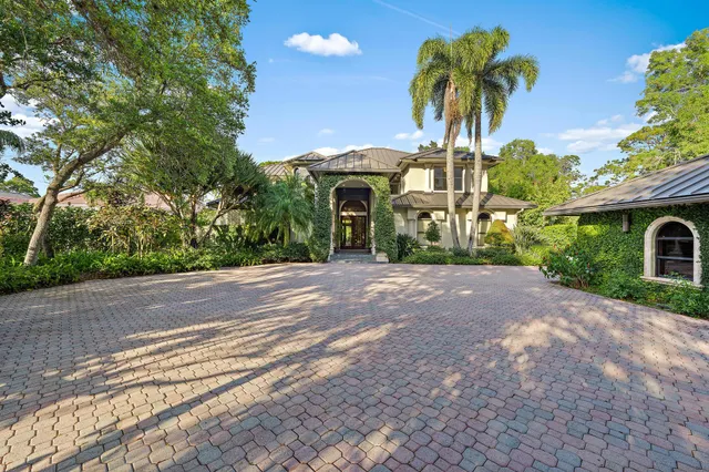 $3,999,999 | 18907 Southeast Loxahatchee River Road, Jupiter, FL 33458