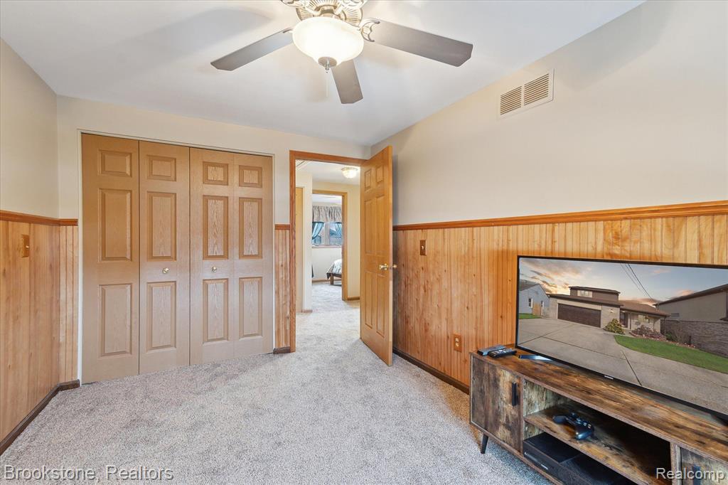 45850 Edgewater Street Chesterfield, MI 48047 - Photo 39 of 61