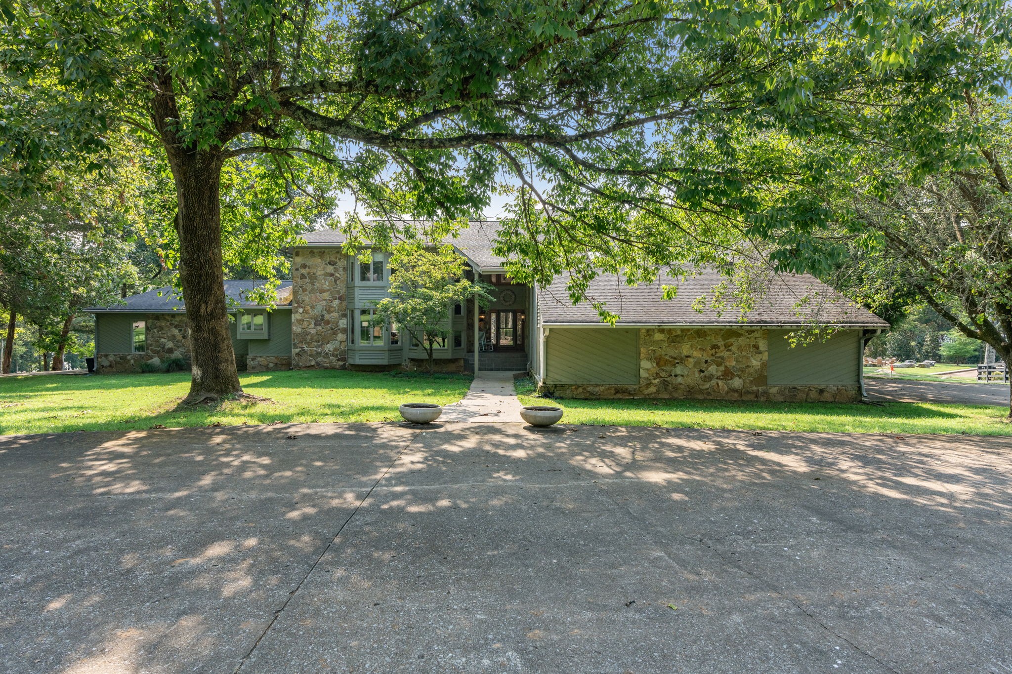 8530 Saundersville Road Mount Juliet, TN 37122 - Photo 5 of 77