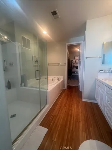 $5,600 | 2889 Plaza Del Amo, Torrance, CA 90503