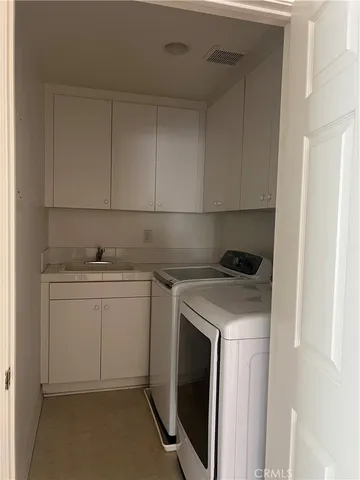 $5,600 | 2889 Plaza Del Amo, Torrance, CA 90503