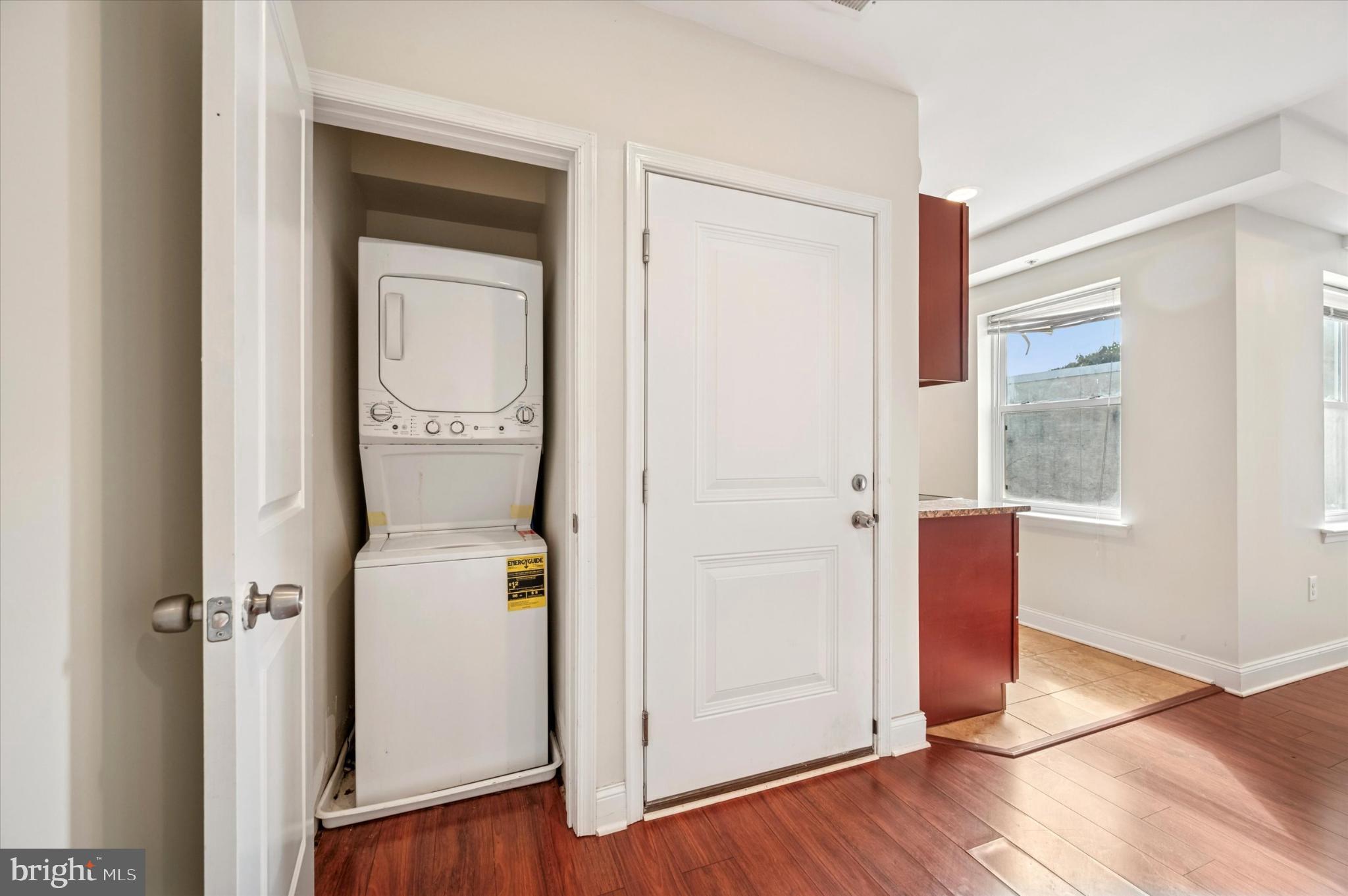 1421 North 18th Street, Unit 3 Philadelphia, PA 19121 - Photo 4 of 16 an entryway with wooden floor