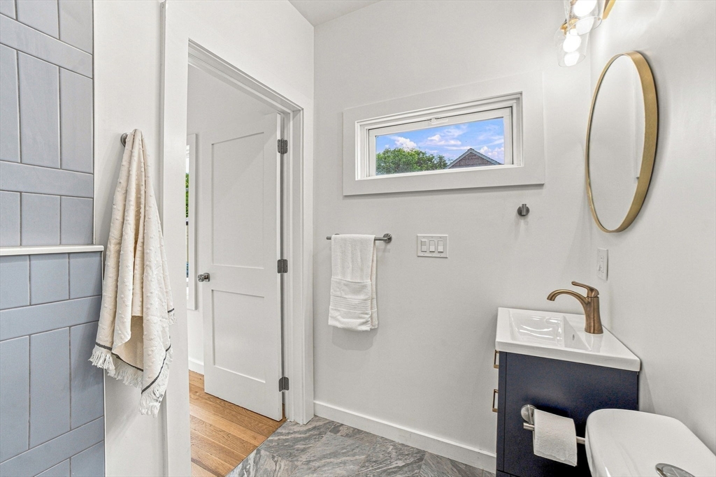 18 Jefferson Road, Unit A Wakefield, MA 01880 - Photo 23 of 40