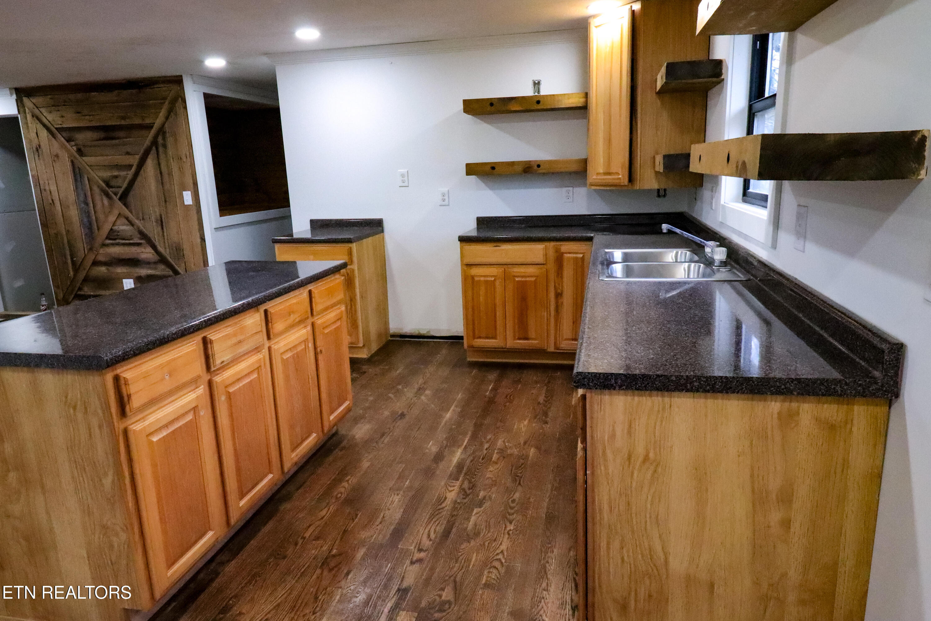 101 Steele Road Greenback, TN 37742 - Photo 7 of 22 7E74BD76-822B-45E1-9693-253EB0B71016