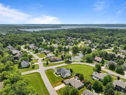 $629,900 | 403 Fair Oaks Drive, Williams Bay, WI 53191