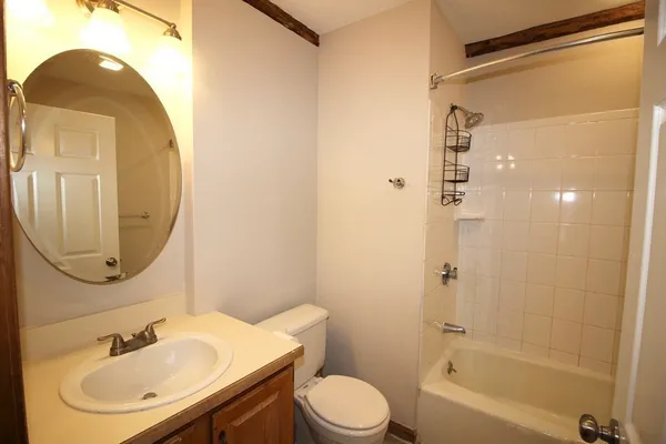 $2,800 | 27 Andover Road, Unit 1, Billerica, MA 01821