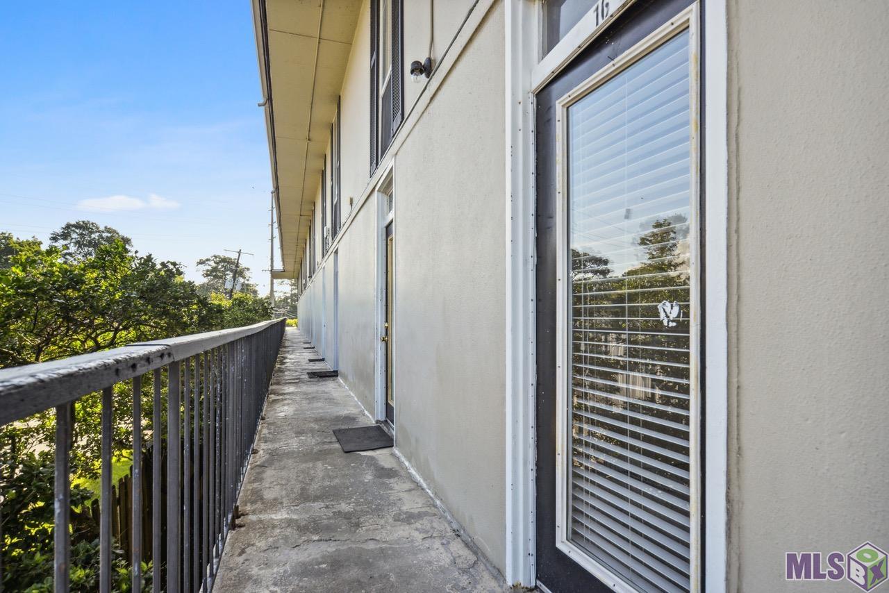 3005 Highland Road, Baton Rouge, LA 70802 Compass