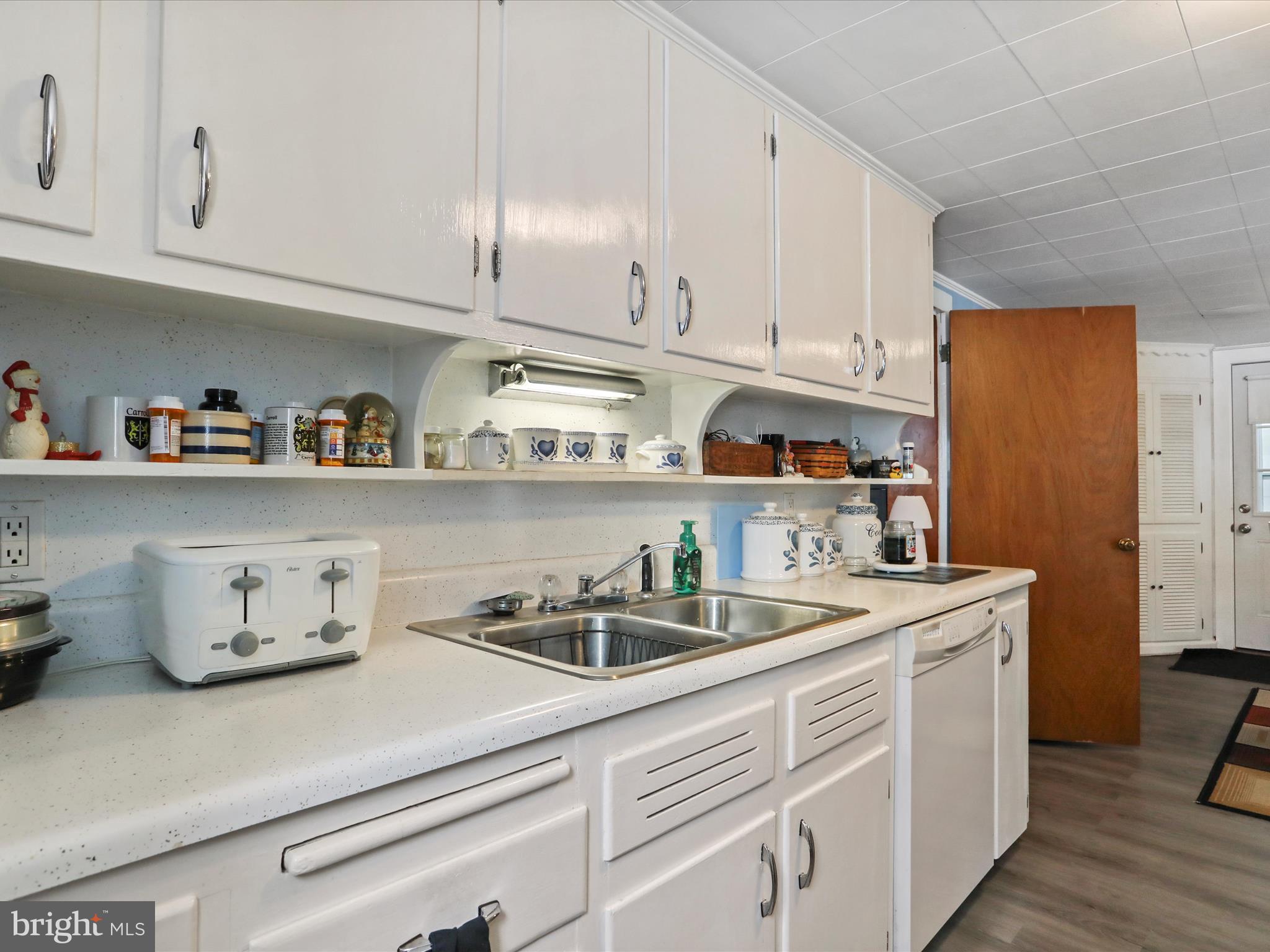 24265 Path Valley Road Concord, PA 17217 - Photo 11 of 36 Kitchen view 4