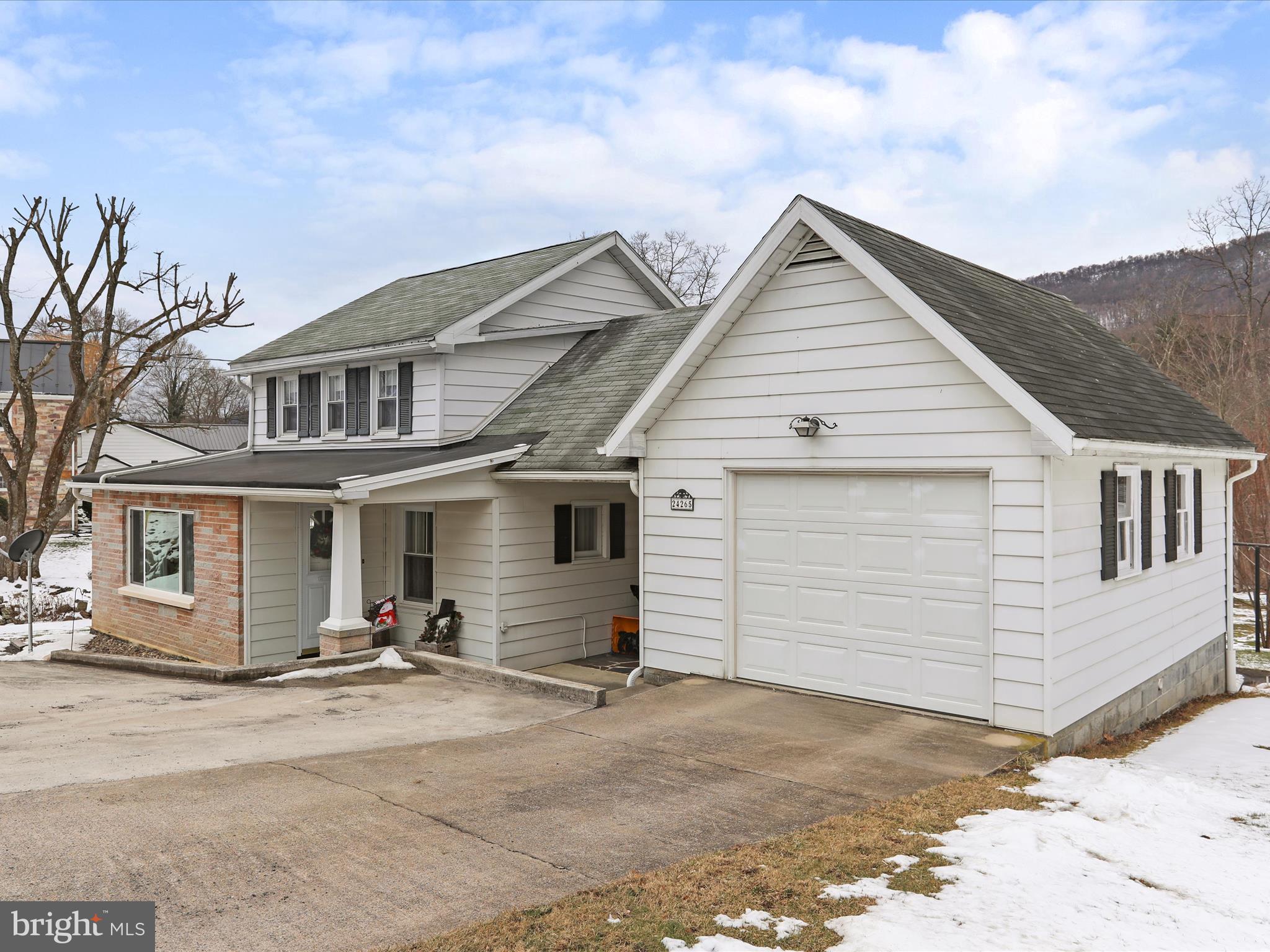 24265 Path Valley Road Concord, PA 17217 - Photo 2 of 36 Home and Garage view