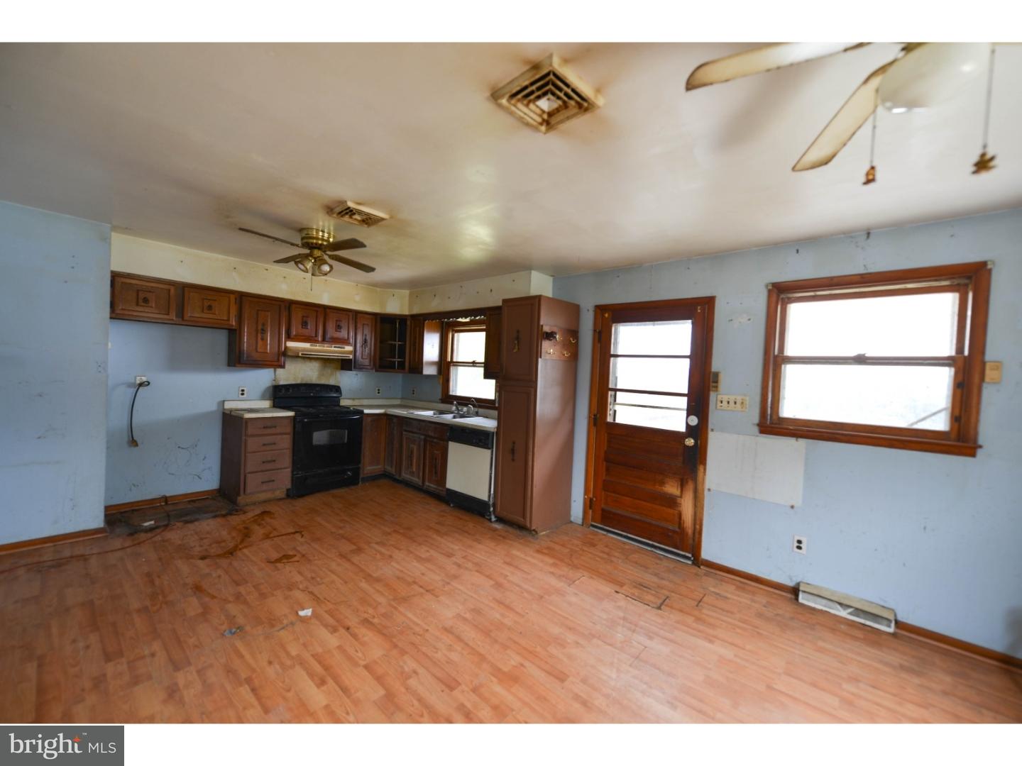 26 Sportsman Road Carneys Point, NJ 08069 - Photo 8 of 16 Gallery Image 8