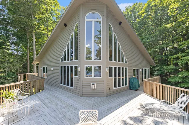 $1,150,000 | 6308 North Jebavy Drive, Ludington, MI 49431