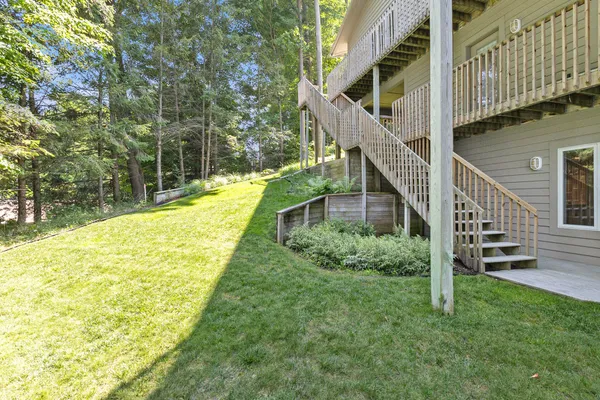 $1,150,000 | 6308 North Jebavy Drive, Ludington, MI 49431