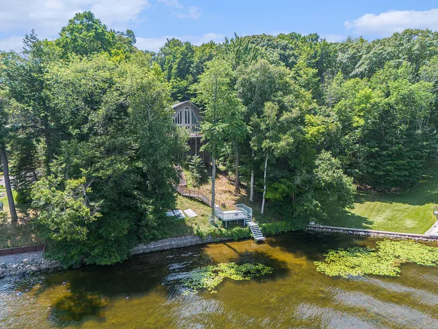 $1,150,000 | 6308 North Jebavy Drive, Ludington, MI 49431