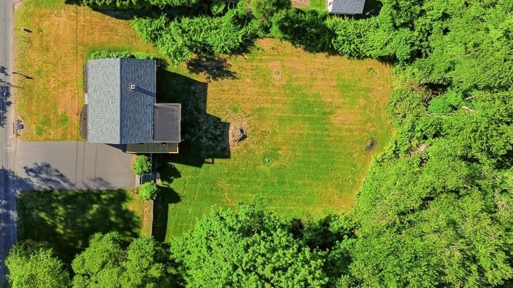 125 Davis Road Westport, MA 02790 - Photo 33 of 41