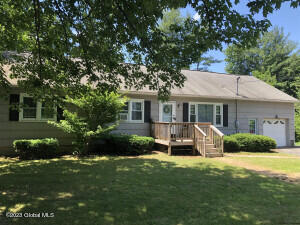 237 Blue Barns Road Ballston, NY 12027 - Photo 3 of 15 202122734_2