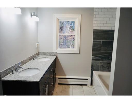 110 Oak Hollow Road Springfield, MA 01128 - Photo 24 of 30