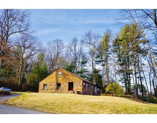 110 Oak Hollow Road Springfield, MA 01128 - Photo 5 of 30