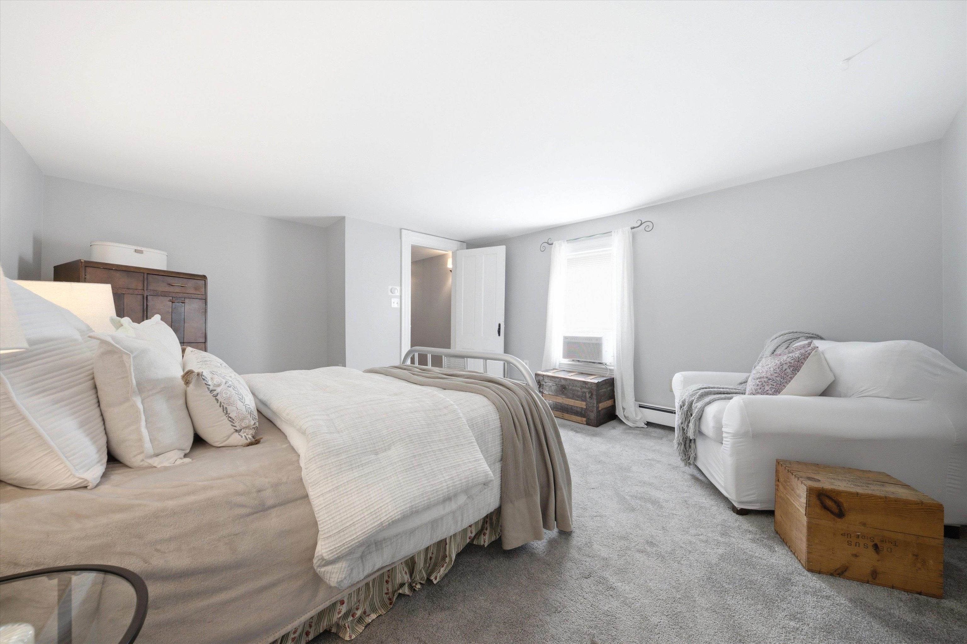 13 Nesmith Street Derry, NH 03038 - Photo 25 of 55