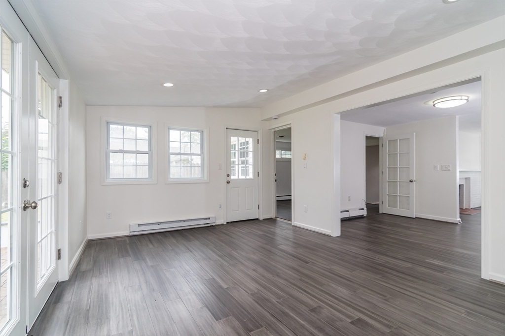 22 Wethersfield Road Natick, MA 01760 - Photo 8 of 22