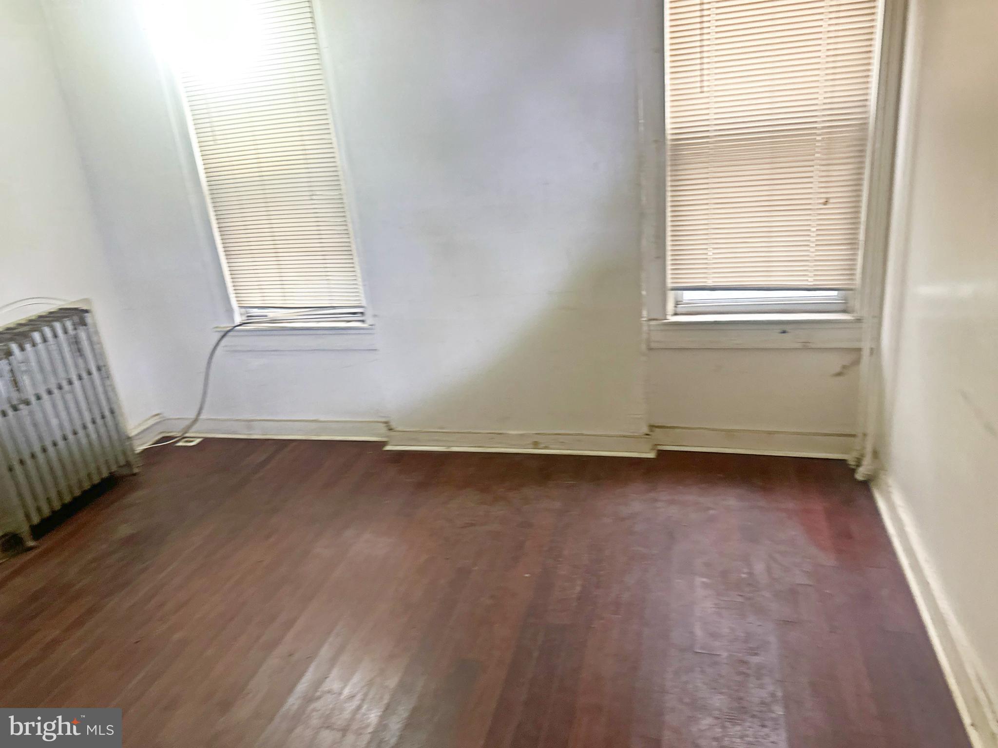 2726 Riggs Avenue Baltimore, MD 21216 - Photo 6 of 14 Interior