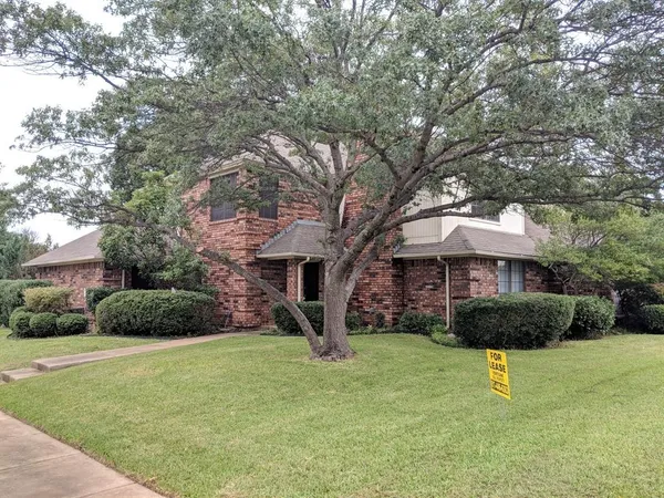 $2,150 | 2705 Cummings Drive, Bedford, TX 76021