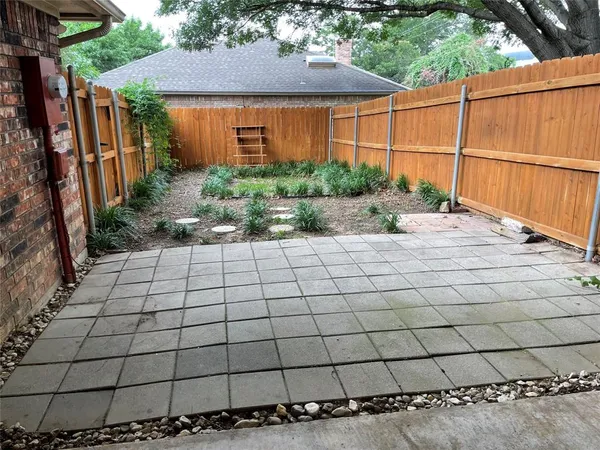 $2,150 | 2705 Cummings Drive, Bedford, TX 76021