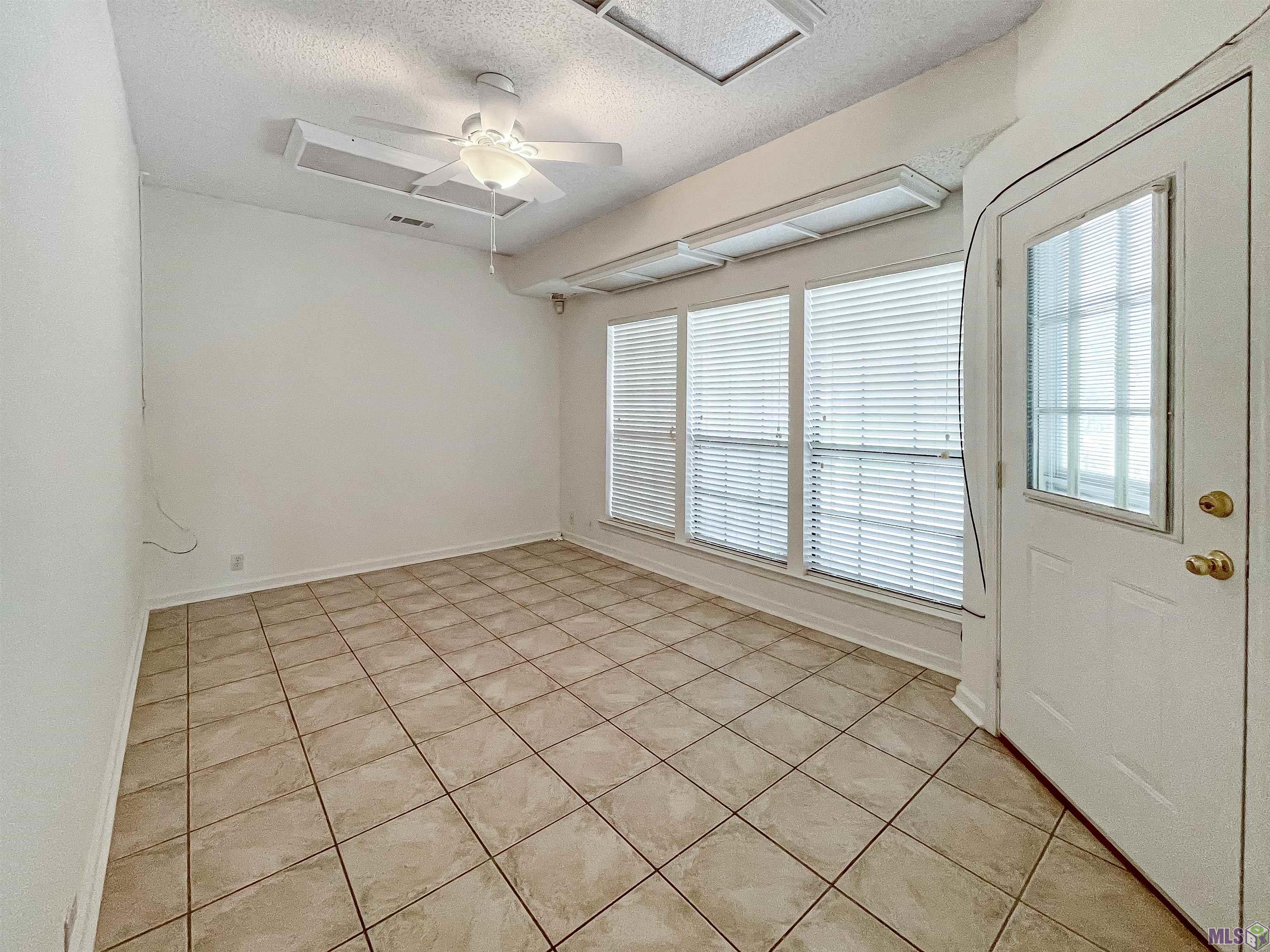 13616 Denham Road Central, LA 70818 - Photo 16 of 20