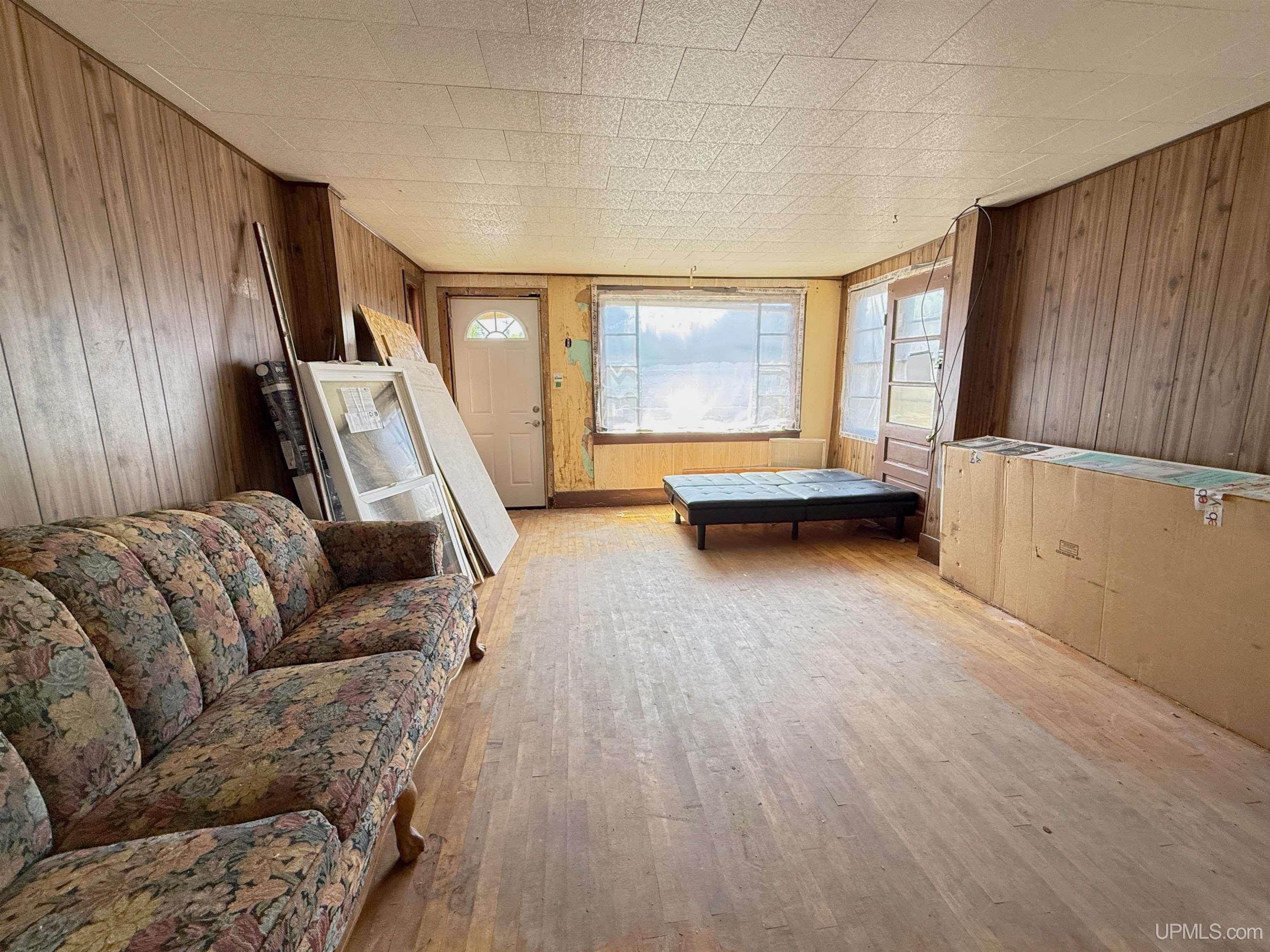 25396 Portland Street Calumet, MI 49913 - Photo 4 of 27