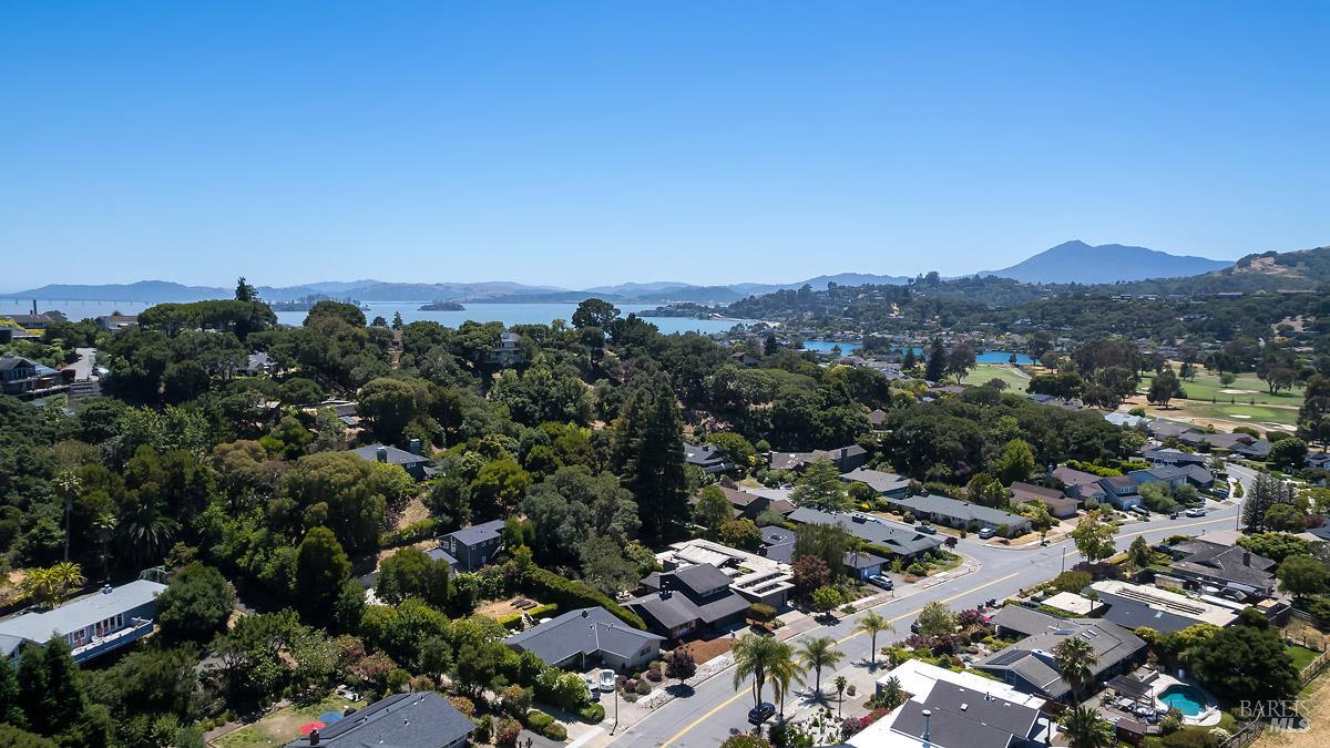 316 Riviera Drive San Rafael, CA 94901 - Photo 39 of 41 an aerial view of a city