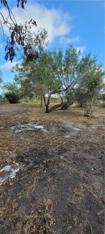 104 Hub Street Alice, TX 78332 - Photo 15 of 15 a view of a road with an ocean view