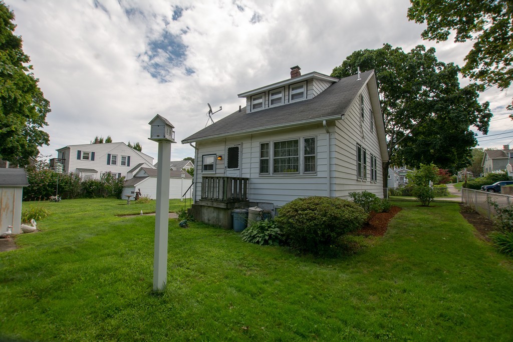 46 Bayberry Road Quincy, MA 02171 - Photo 3 of 9 Gallery Image 3