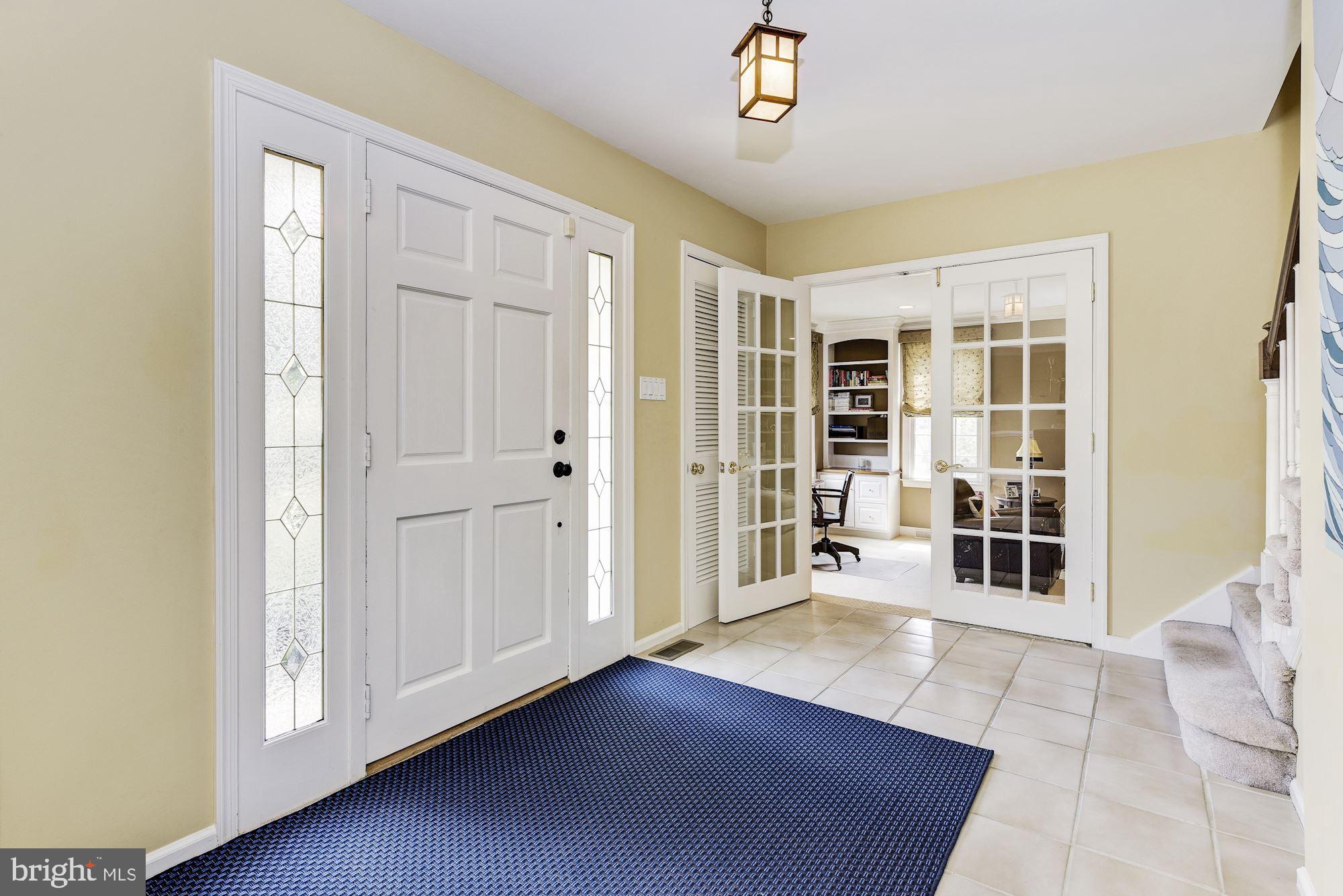 509 Sentinel Road Moorestown, NJ 08057 - Photo 2 of 25 Foyer
