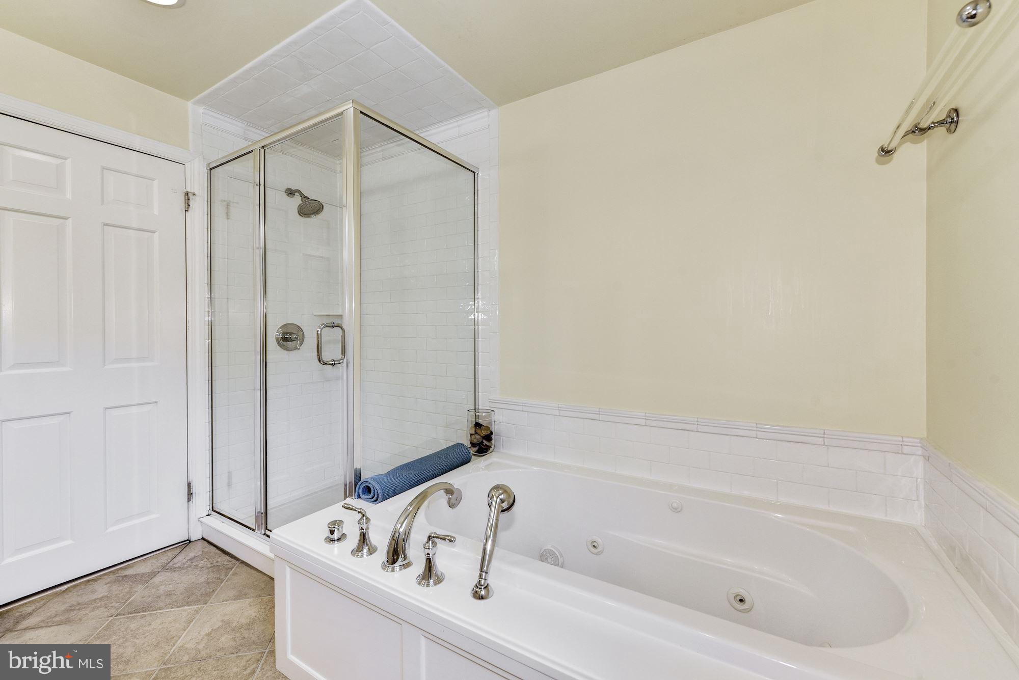509 Sentinel Road Moorestown, NJ 08057 - Photo 20 of 25 Second Floor Full Bath