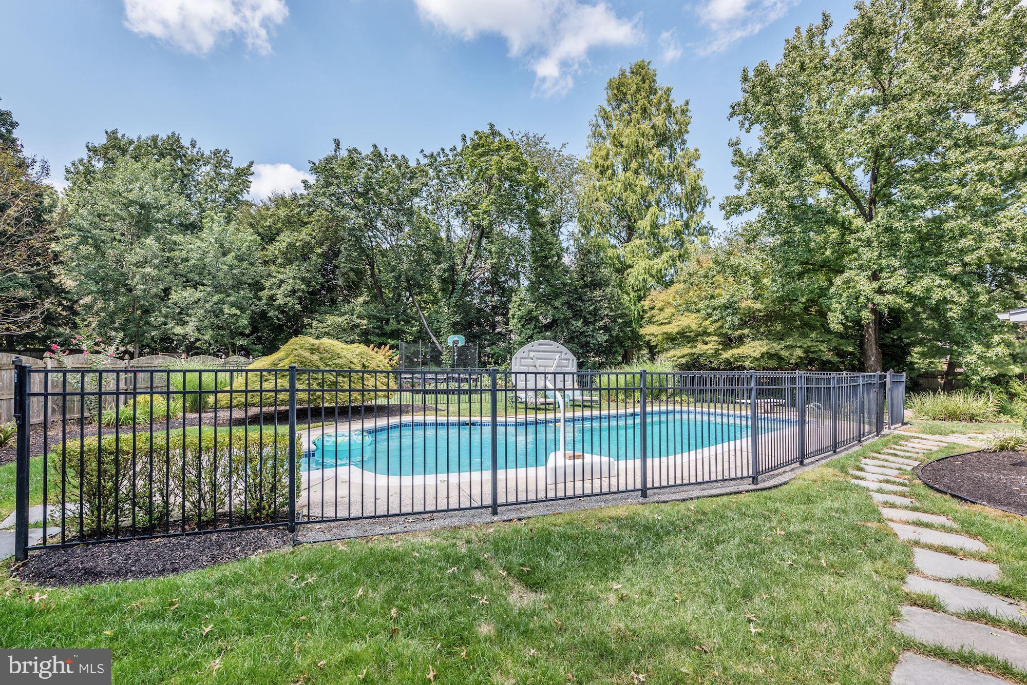 509 Sentinel Road Moorestown, NJ 08057 - Photo 24 of 25 Inground Pool