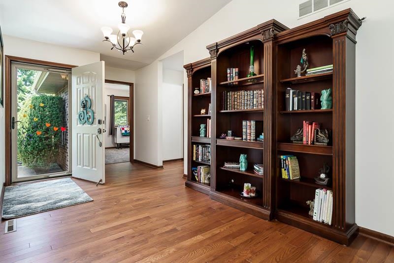 9683 Ridgeview Road Belvidere, IL 61008 - Photo 10 of 66 Gallery Image 10