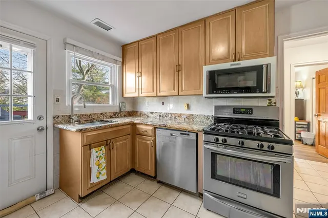 $629,900 | 17 Porter Road, West Orange, NJ 07052