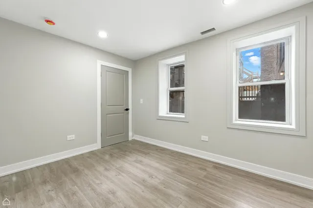 $1,950 | 4351 South King Drive, Unit G, Chicago, IL 60653