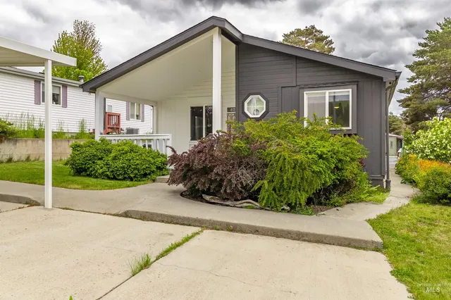 $140,000 | 609 North Almon Street, Unit 4012, Moscow, ID 83843