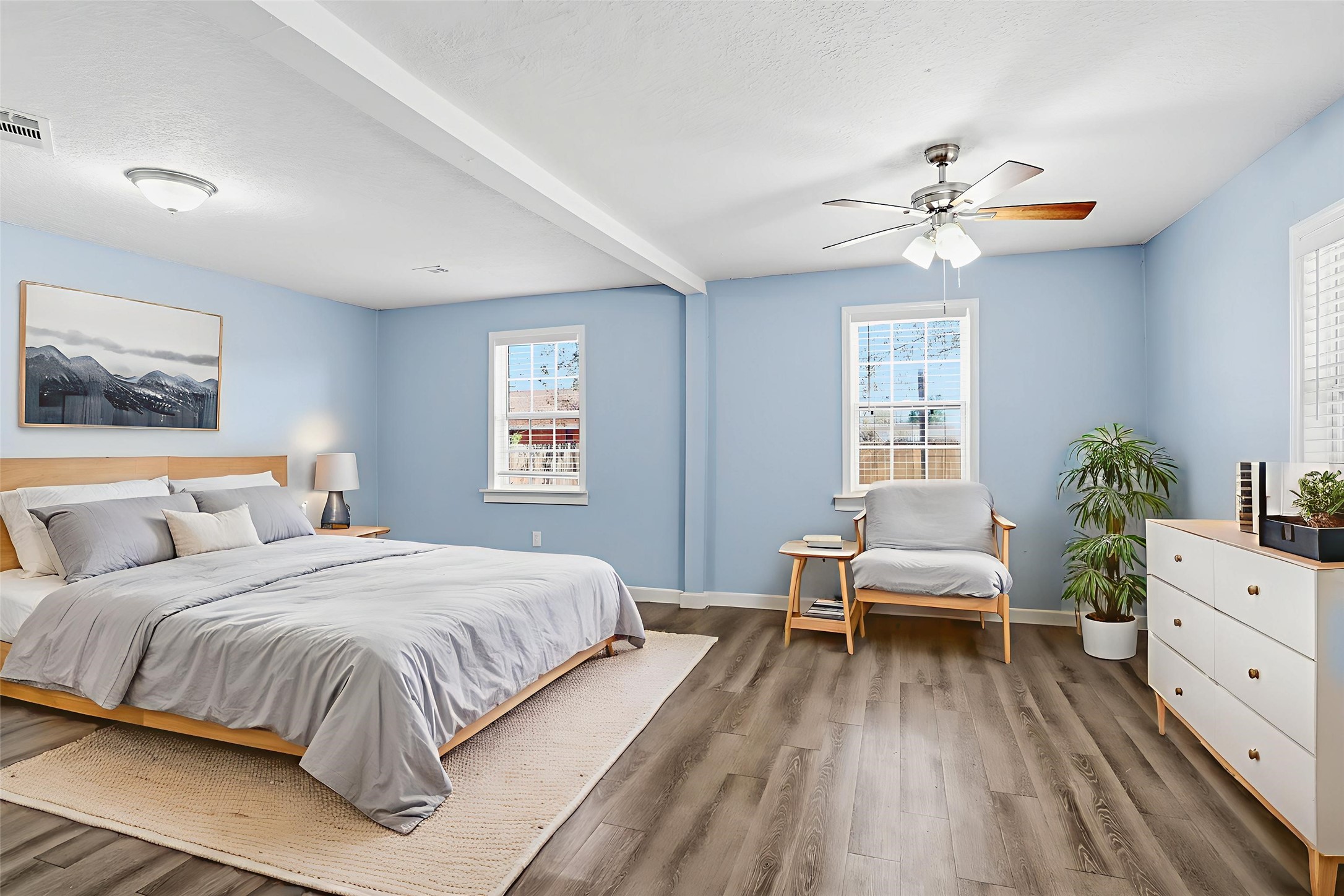 1707 Johnson Street Pasadena, TX 77502 - Photo 7 of 45 a bedroom with a bed and a window