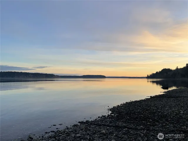 $680,000 | 7021 Cliff Avenue Southwest, Longbranch, WA 98351